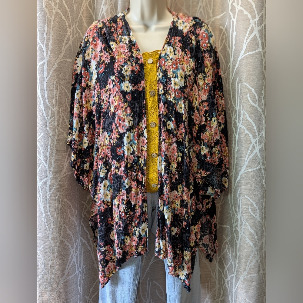 Maurices Floral Kimono Cardigan - Black, Pink,‎ Yellow